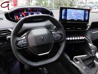 Peugeot 3008 PureTech 130 SANDS Allure Pack 96 kW (130 CV)