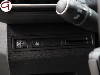 Peugeot 3008 PureTech 130 SANDS Allure Pack 96 kW (130 CV)