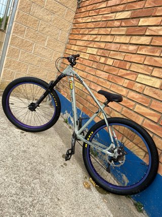 Bici Stunt Colective Bikes
