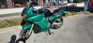 Suzuki Bandit Moto Verde