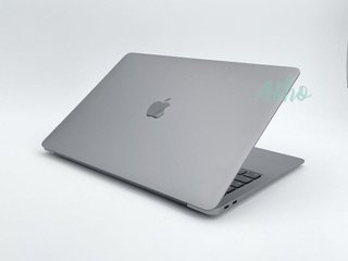 MacBook Air 13" (2020) Intel Core i3 1.1GHz 2 núcleos - SSD 256GB - RAM 16GB - Gris Espacial