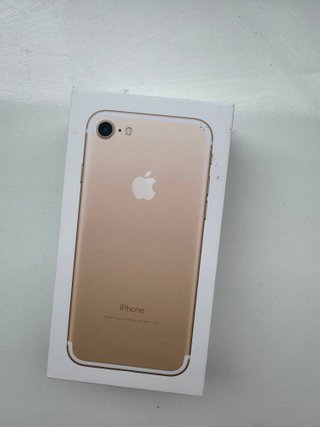 Caja iPhone 7 128GB Dorado