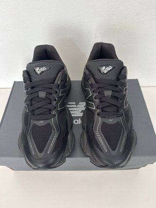 Zapatillas New Balance 9060 Negro/Gris Talla 38