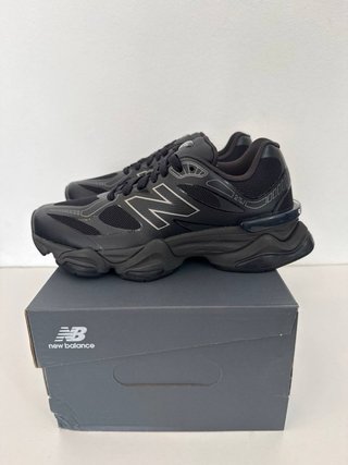 Zapatillas New Balance 9060 Negro/Gris Talla 38