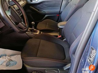 Ford Focus 1.0 Ecoboost MHEV 92kW ST-Line