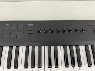 teclado electronico komplete control a 61