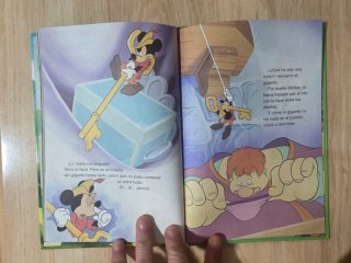 Clásico cuento Disney. "Mickey habichuelas mágicas