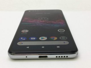 motorola one action