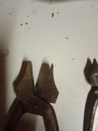 Herramienta zapatero antigua