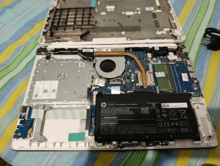 Ordenador Laptop HP · Modelo · 15-db0063ns