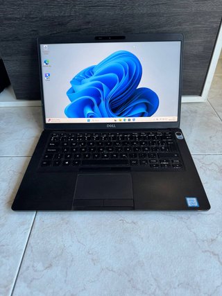 Ordenador portátil Dell i5 10 generación