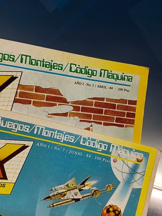 2 revistas, ZX Revista para USUARIOS ORDENADORES SINCLAIR, AÑO 1 nº5 y nº7- 1984