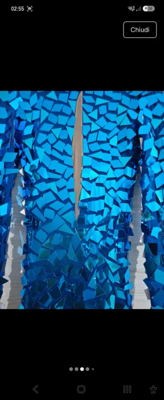 Abito lungo specchiato blu da tagliare