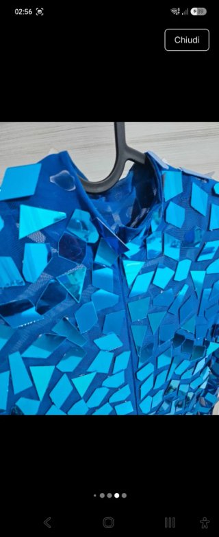 Abito lungo specchiato blu da tagliare