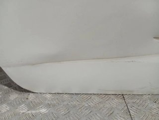 Puerta trasera derecha TOYOTA YARIS (P13)