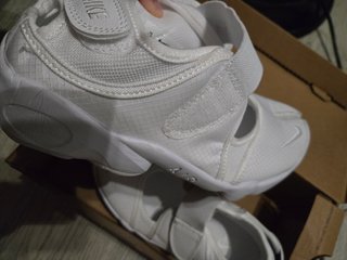 Nike Air Rift Talla 40 Blancas