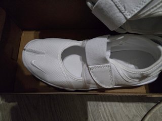 Nike Air Rift Talla 40 Blancas