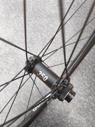 Ruedas DT SWISS XM 1700 *NUEVO* 30 MS 29 CL
