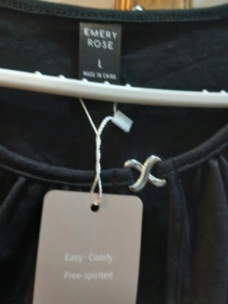 EMERY ROSE Top sin mangas talla L