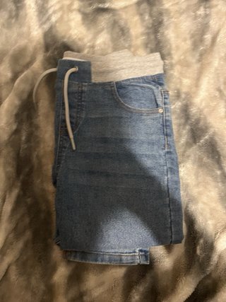 Pantalón vaquero infantil