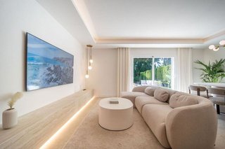 Casa adosada en venta en Los Naranjos en Marbella