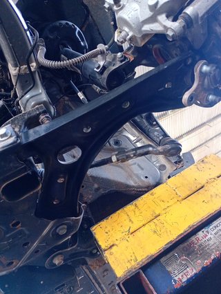 BRAZO SUSPENSION DELANTERO IZQUIERDO Kia XCeed (2019->)