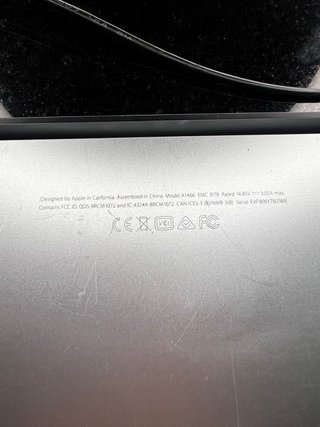 MacBook Air 13 (2017)