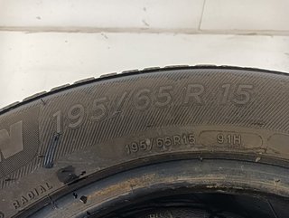 NEUMATICO 195651591H