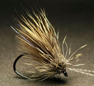 MOSCAS PARA LA PESCA DE TRUCHAS