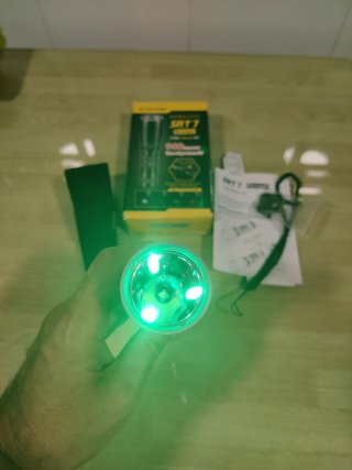 Linterna Nitecore SRT7 Revenger