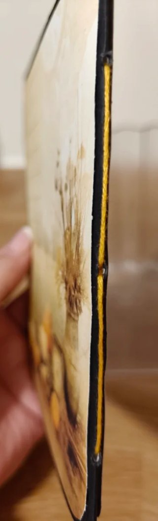 Libreta artesanal niña con cesta flores
