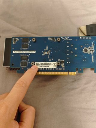 Tarjeta Gráfica NVIDIA G210