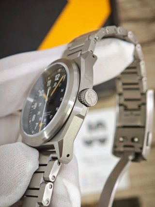 RZE Valour 38 Carbon Black