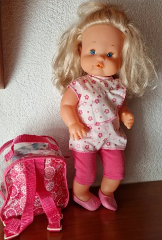 Muñeca Nenuco con ropa