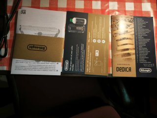 Cafetera DeLonghi Dedica. Con caja de origen.