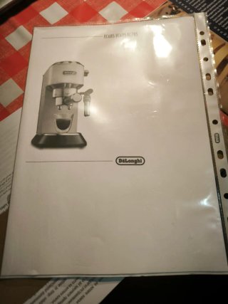 Cafetera DeLonghi Dedica. Con caja de origen.
