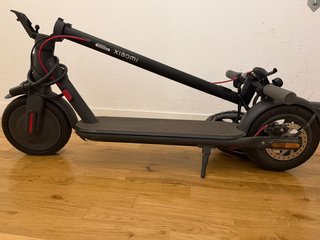Patinete Eléctrico Xiaomi 4