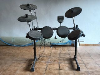 Batería Electrónica Alesis - Poco Uso