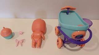 Fancy. Bebé Llorón(mini) con carrito y accesorios