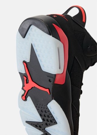 Zapatillas Jordan Negras y Rojas Originales