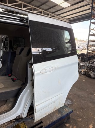 PUERTA LATERAL CORREDERA IZQUIERDA Ford Transit Courier (C4A)(2013->)