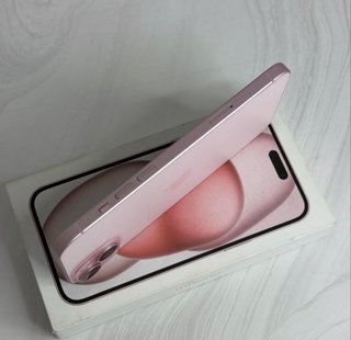 iPhone 15 Plus