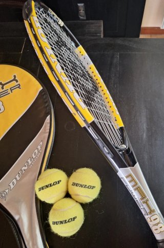 Raqueta Dunlop Max Power 98 + funda + pelotas