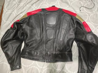 Chaqueta de moto de cuero - talla 48 - NUEVA