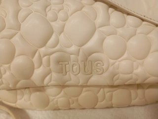 Bolso Tous Bandolera,y hombro color Crudo