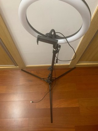 Aro de luz profesional con trípode ajustable -