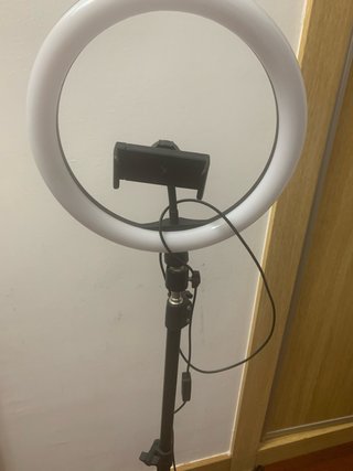 Aro de luz profesional con trípode ajustable -