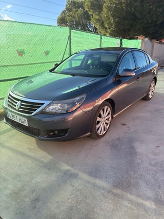 Renault Latitude 2011