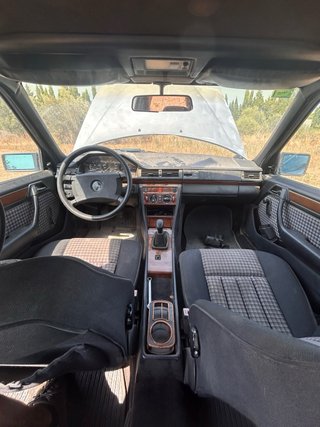 Mercedes-Benz W124 300D 1991