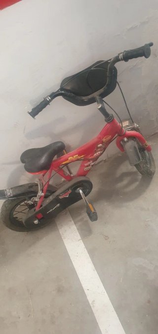 Pack Bicicleta Infantil Rayo McQueen (Cars)+Casco
